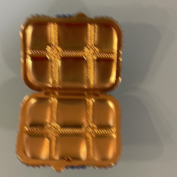 Mini Jewelry Box - Picture 3 of 3